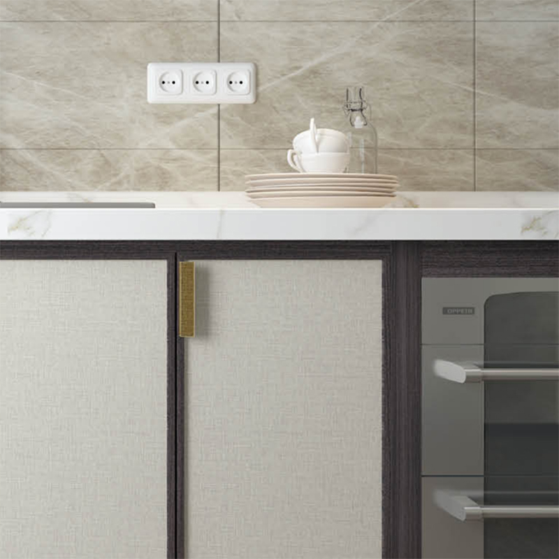 Cabinet 1